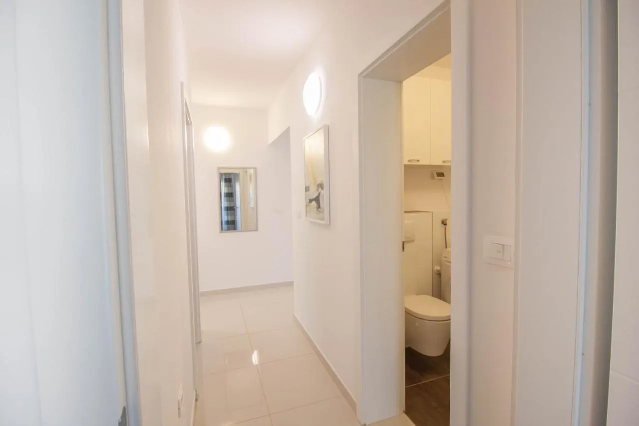 Nebo II Apartamento Pula 0*,